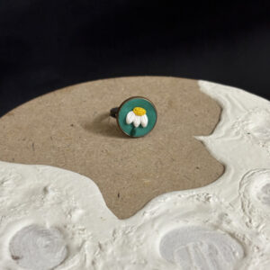 Daisy on Teal