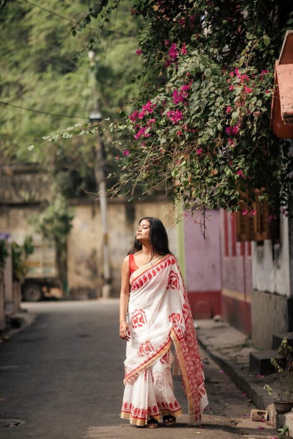 Debi Saree - Image 4