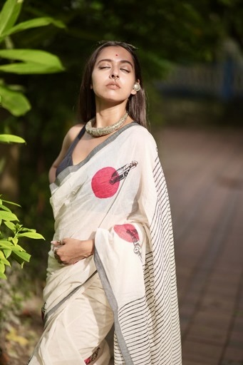 Vintage Rolls Royce Block Print Saree - Image 2