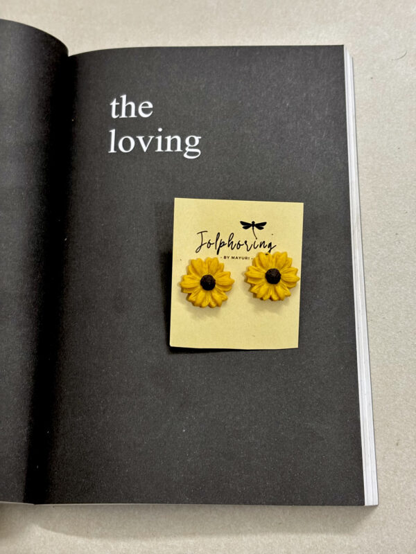 Sunflower stud
