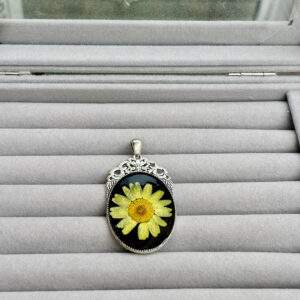 Victorian Daisy