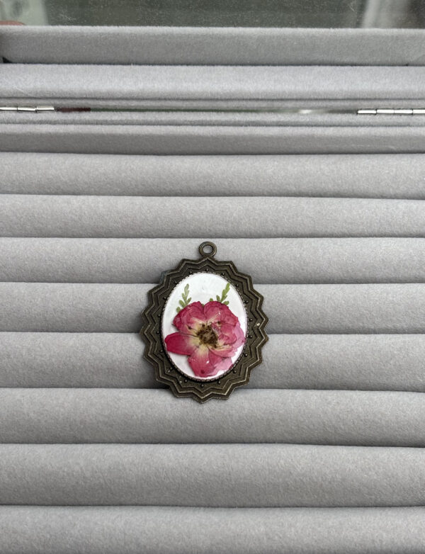 Vintage Rose