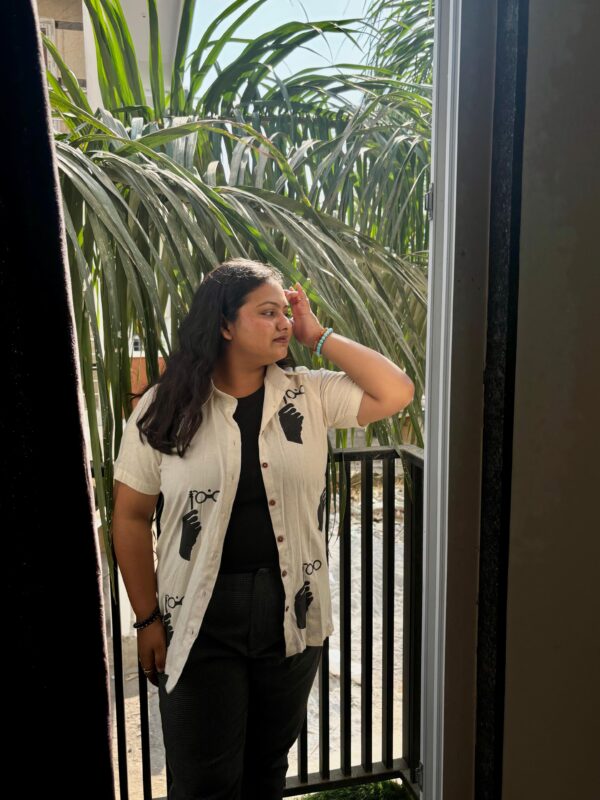 Charulata Shirt - Image 2