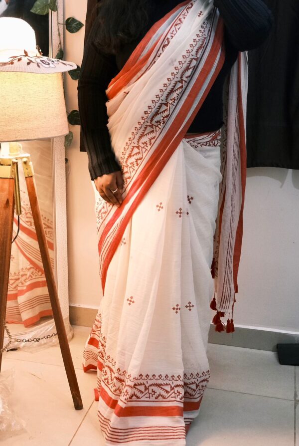 Jamdani Block Print Saree- White Red - Image 2